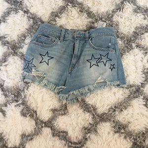 Hollister embroidered denim shorts